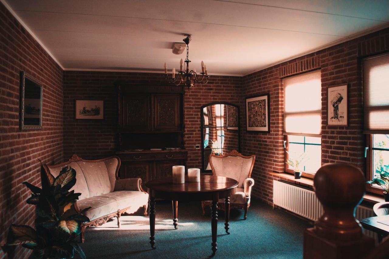 Hotel Restaurant Victoria Winschoten Esterno foto